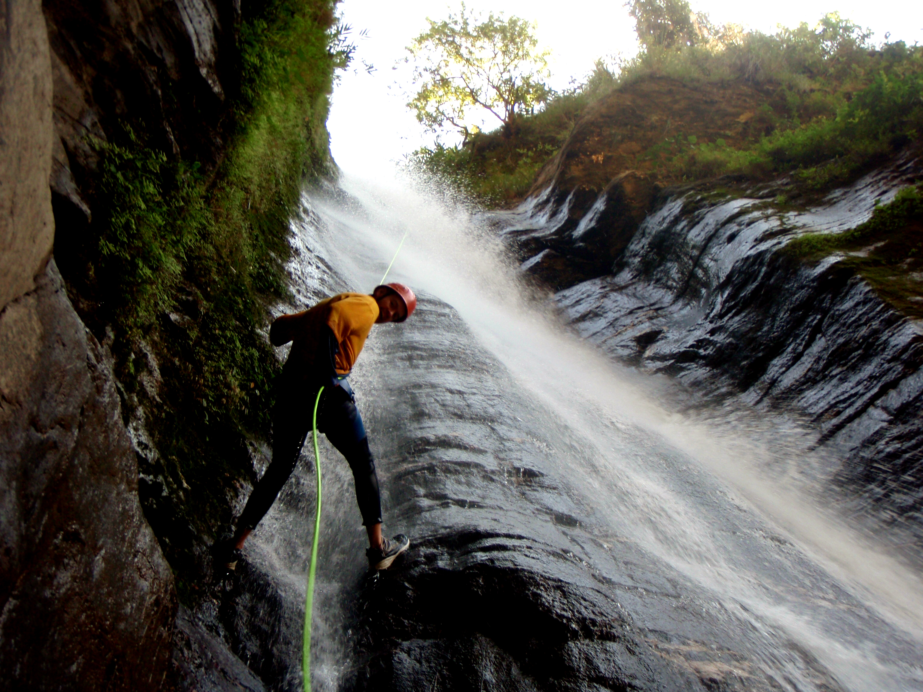 canyoning in Nepal